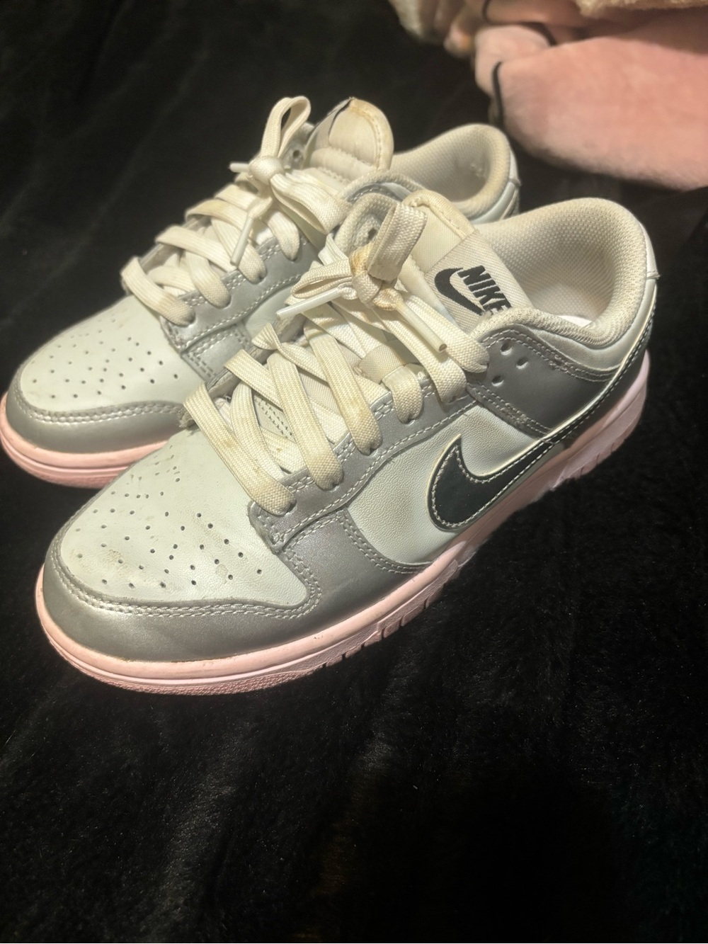 Nike Women’s Low-Top Sneakers in Gray and Pink